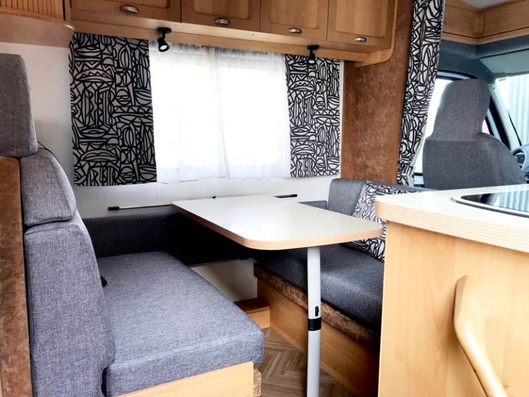 Comment choisir les rideaux, protections et décorations pour un camping — free download